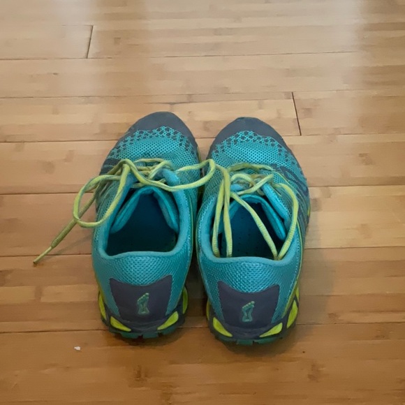 INOV-8 running shoes, blue and green colored, size 9 - Picture 3 of 4